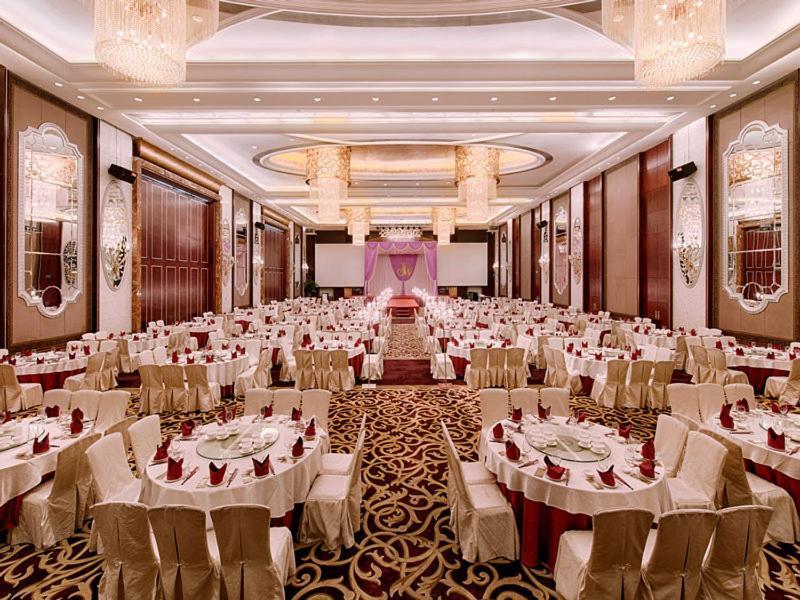 Vienna Hotel Shenzhen Exibition Center Exteriér fotografie